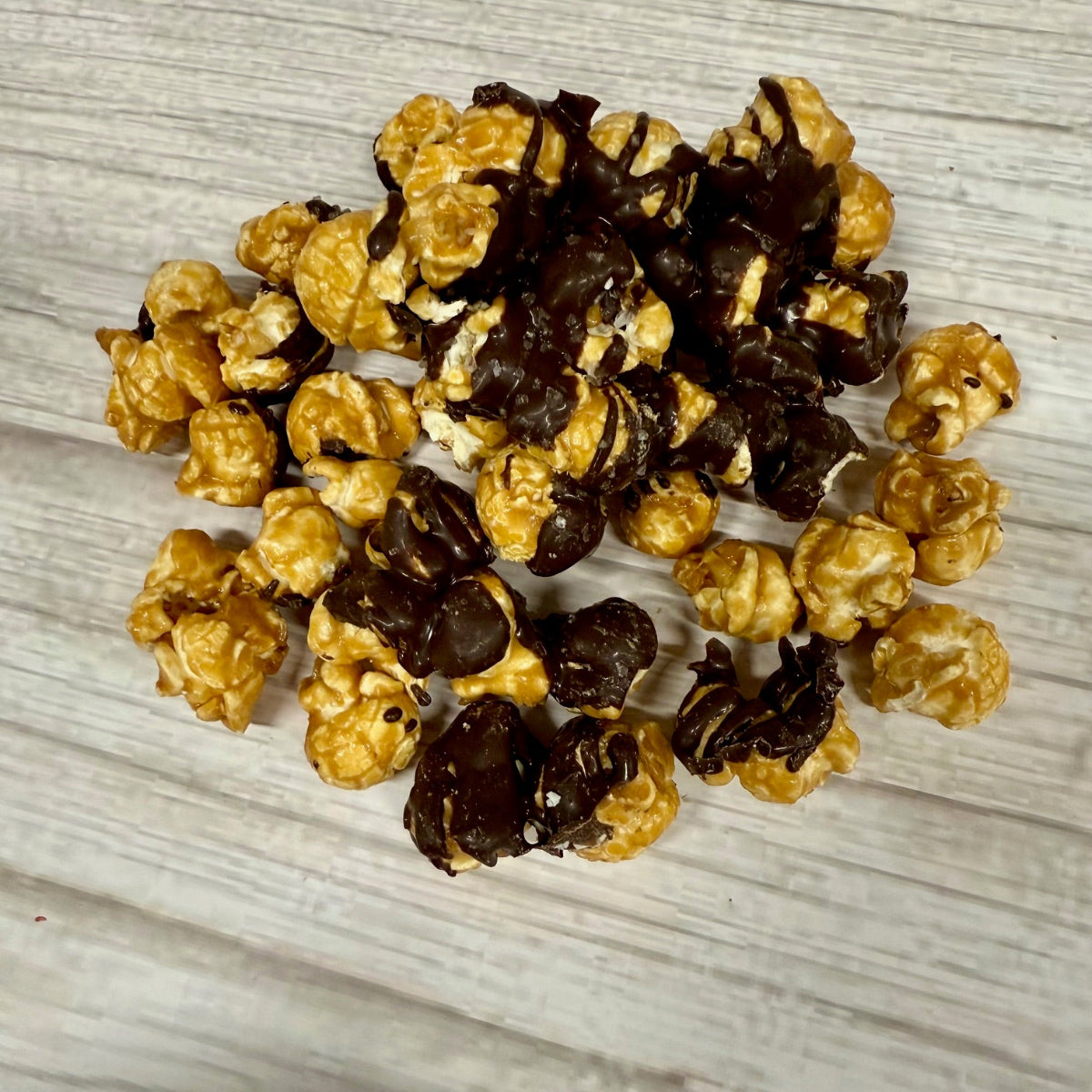 C16-Dark Caramel Sea Salt Gourmet Popcorn